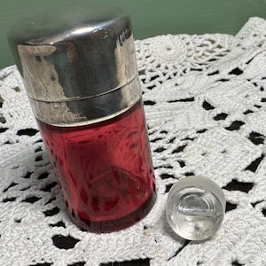 Antique stunning Sterling Silver Ruby Decanter perfume BOTTLE Ruby art glass purse pocket scent chatelaine