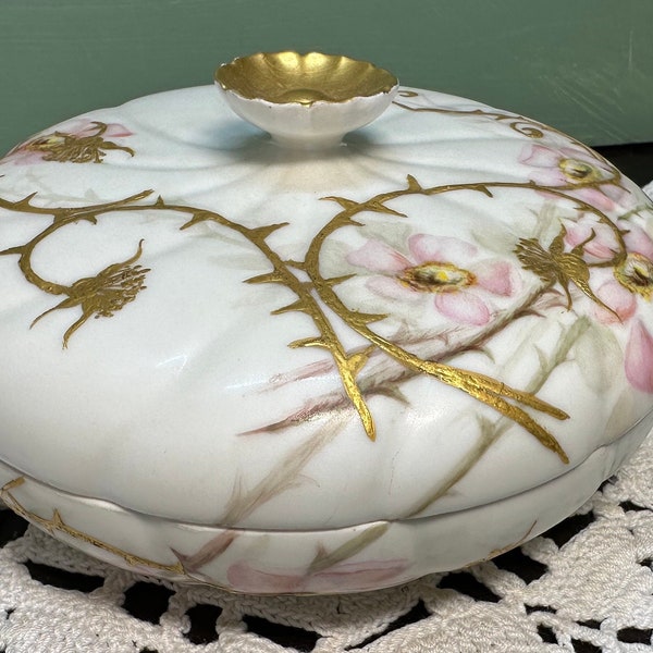 Art Nouveau Large France Limoges Porcelain BOX Dresser Powder Jewelry painted  Pink Florals enamel flowers Signed