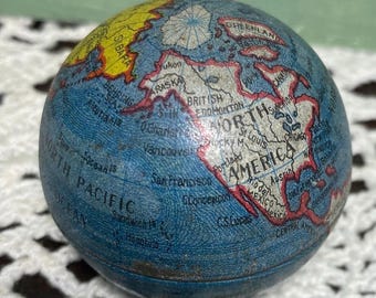 Antieke POTLOODSLIJPER BOL Wereldkaart Atlas Mini schattig bureau
