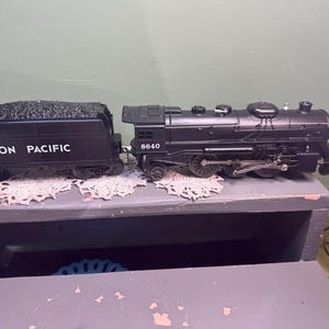 Vintage Train Lionel Lines Union Pacific Traditional O  gauge  Engine and Coal Car Tender Railroad Original Box 6-18640