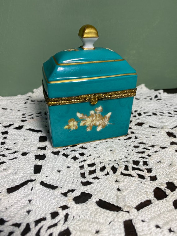 Antique Dresden Germany Porcelain BOX Dresser Powder Jewelry Etsy