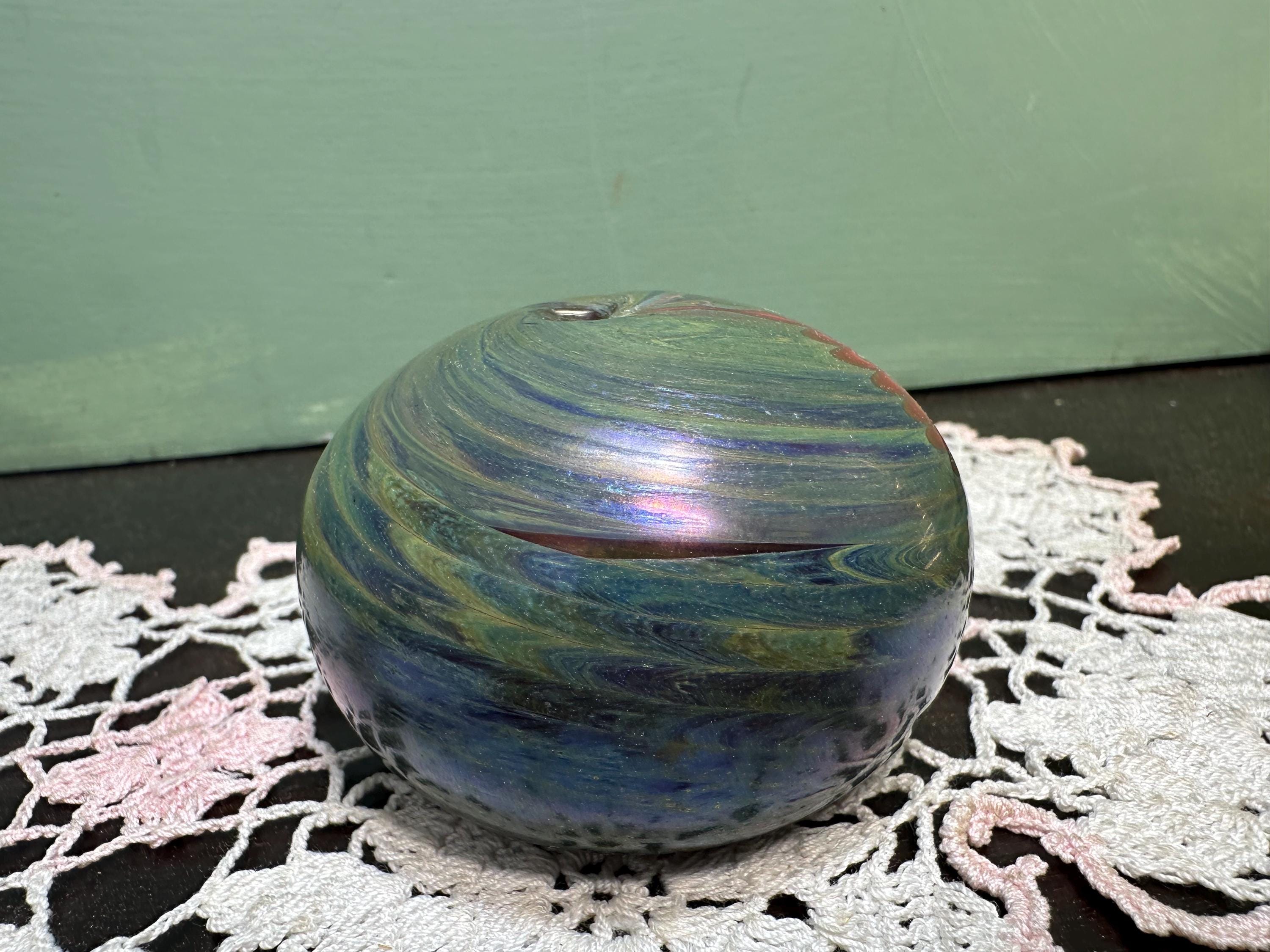 Vintage Lundberg Studio 1984 Signed Paperweight Art Glass PAPER