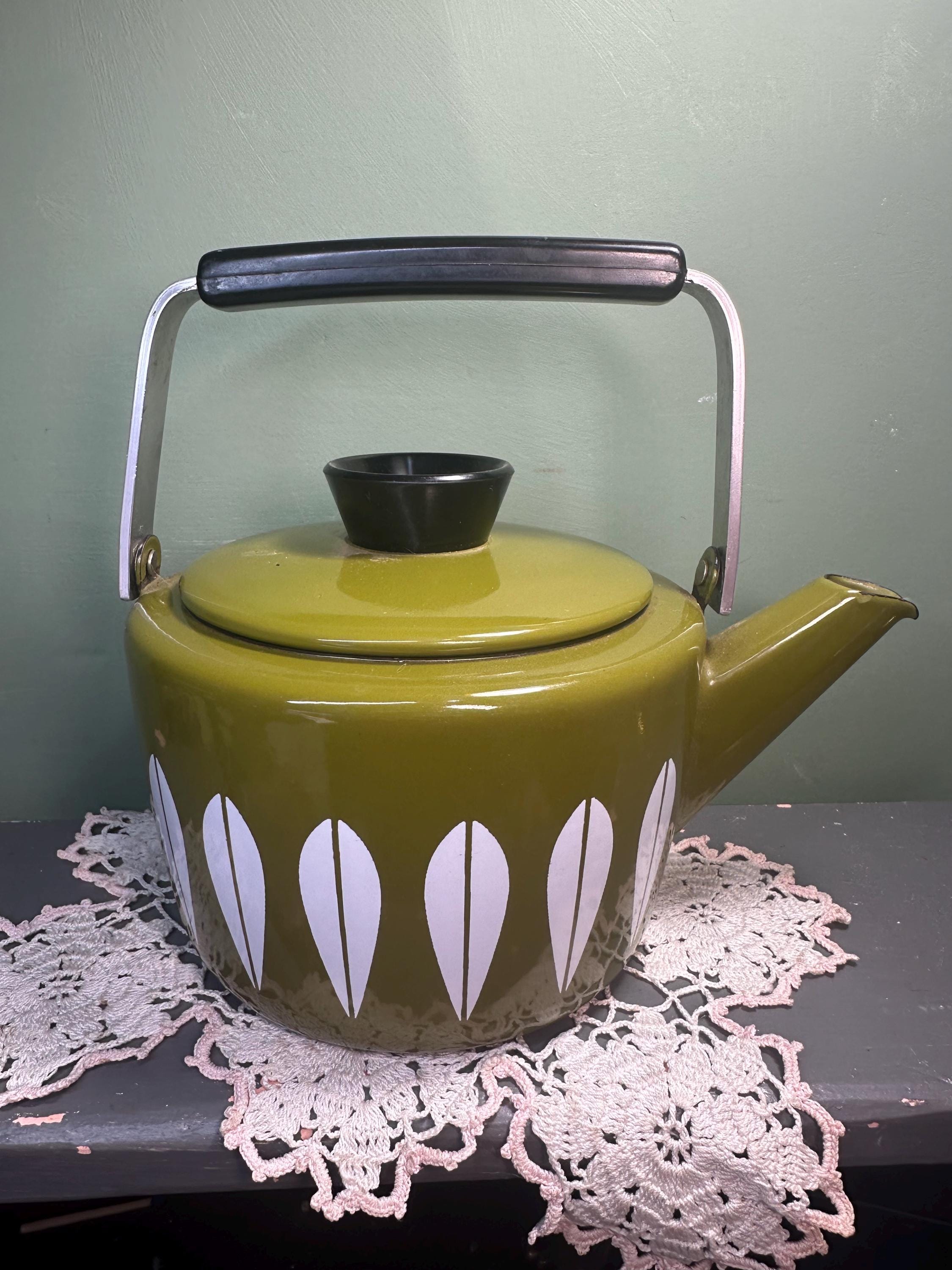 Le creuset vintage tea kettles - Etsy 日本