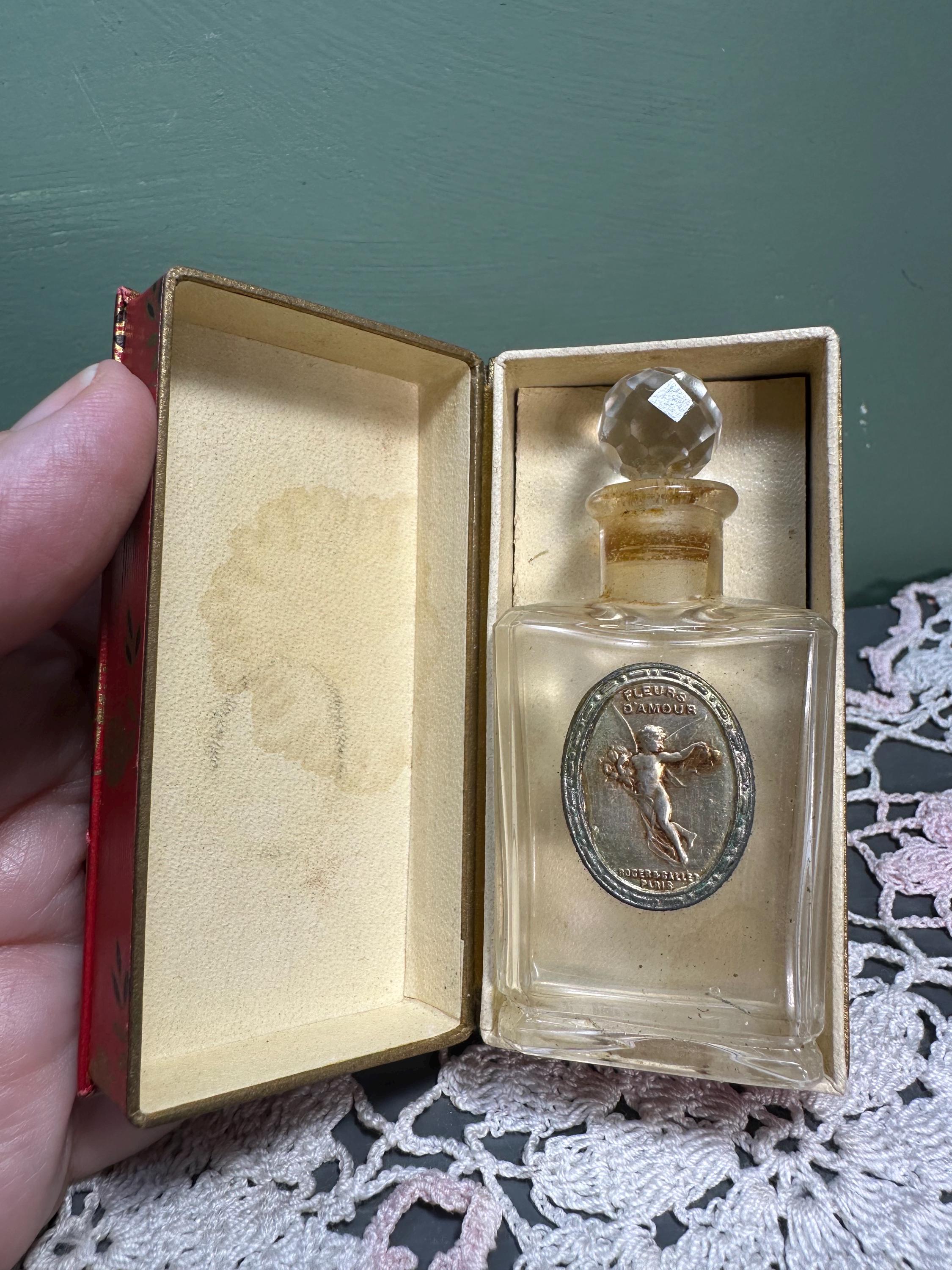 Antique Roger and Gallet Fluers D'amour Perfume Bottle Glass