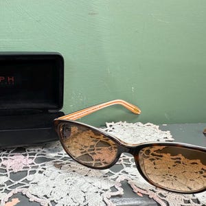 Vinatge authentic Ralph LAUREN SUNGLASSES RA 5128  55  15  140  2N Orange Stripe with original case
