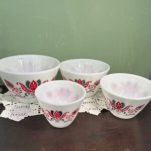 VTG AH Fire King Springtime Mod Green Flower MCM Milk Glass