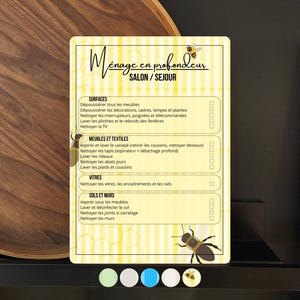 Peut inclure: Une liste de contrôle de nettoyage jaune et blanche avec le texte "Menage en profondeur SALON/SEJOUR" et une illustration d'abeille. La liste comprend des tâches de nettoyage pour les surfaces, les meubles, les textiles, les fenêtres et les sols.