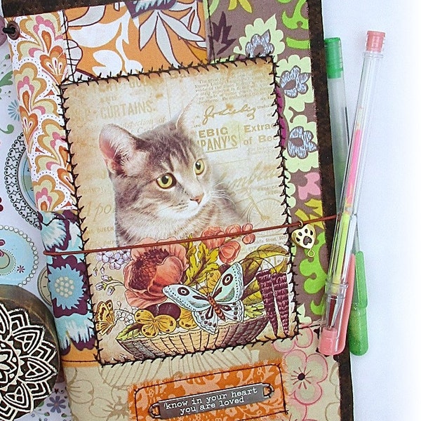 OOAK Fauxdori, Cat Midori, ScrappyDori, Cuaderno del Viajero, ¡Inserción Gratuita!