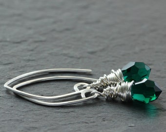 emerald green crystal earrings / sterling silver drop earrings / May Birthstone earrings / gifts for her / free shipping Canada