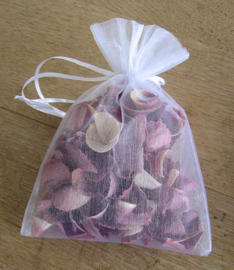 Eastern Red Cedar Sachets, set of 4