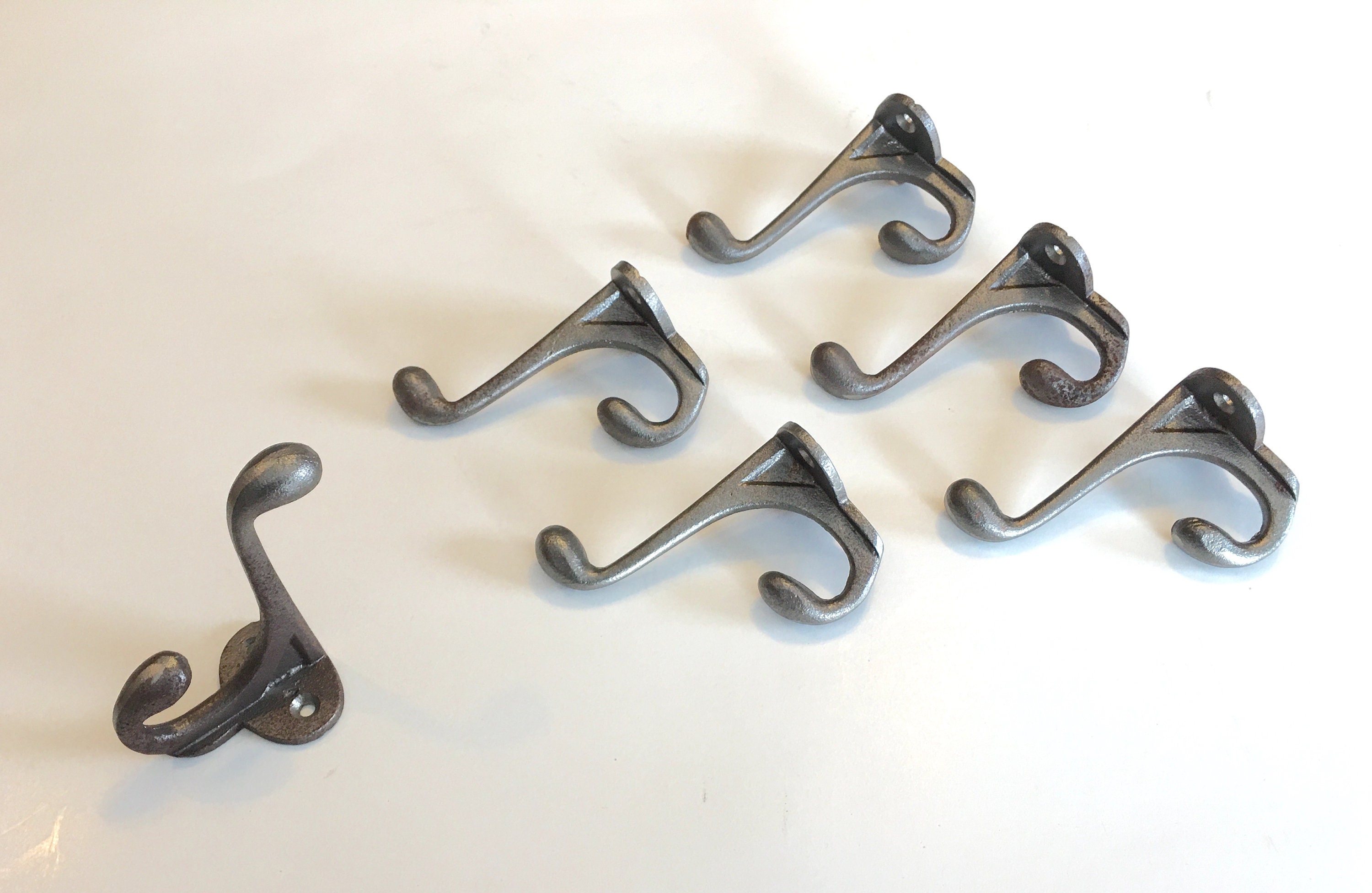 6 Cast Iron Hooks. Free shipping to USA | Etsy