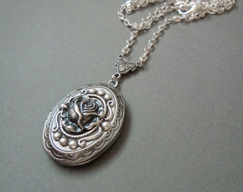 Rose flower locket Winter Rose-- Antique style Silver  Locket--gift for her. silver locket photo locket Mother's Day gift