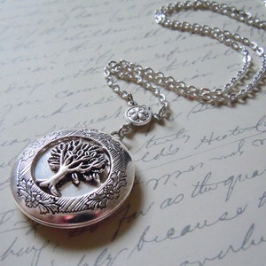 Tree locket Tree of Life,Yggdrasill(the World Tree) Elegant Gothic  Locket-Silver Tree Locket-silver locket.Christmas gift tree necklace