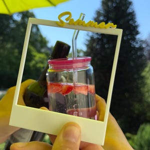 Personalisiertes Polaroid Geschenk | Foto Requisite Sommer | Fotodeko Aufsteller | Wunschtext individuell | Polaroid Photo Frame Gift