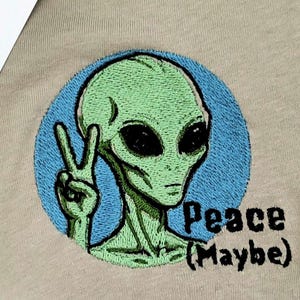 T-shirt maglietta unisex sabbia 100% cotone ricamo alieno UFO Vintage Regalo