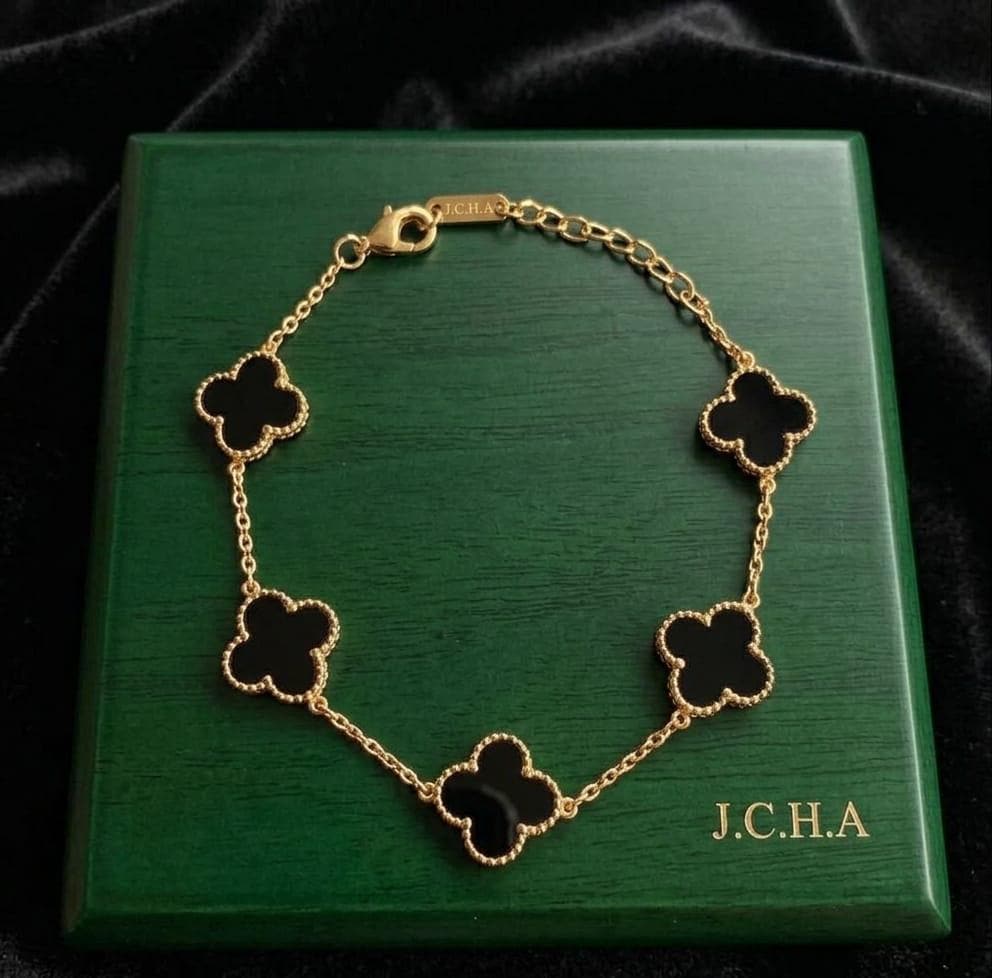 Van cleef clover bracelet - Etsy 日本