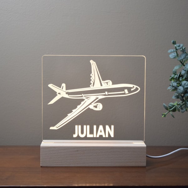 Veilleuse avion personnalisée pour garçon | Cadeaux avion | Veilleuse personnalisée pour garçon | Lampe pour avion | Déco chambre d'avion