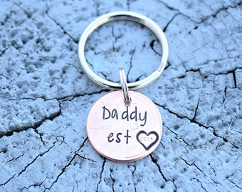 Gifts for Dads | Daddy keychain | Daddy est keychain | Custom Dad keychain | Personalized Father's day gifts | First fathers day gifts