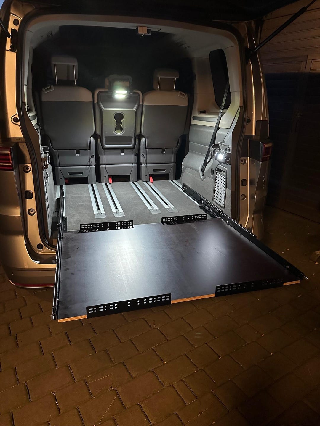 Rear Pull-out Extension DIY Instructions for VW Multivan Campervan T7 ...