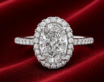 Ovalslipad moissanitring 2CT med accentstenar i sterlingsilver