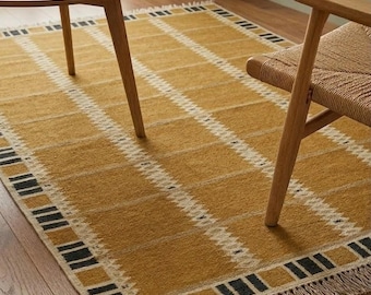 Mustard Scandinavian Kilim Rug – Flatweave Dhurrie Wool Rug, Minimalist Moroccan Style Carpet