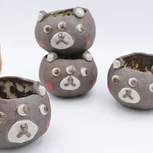 bear planter pot indoor,planter drainage, ceramic planter pot feet, animal succulent planter,planter stand, footed planter, made in USA