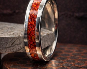Stapelbare Crimson Opal Glow Ring - Fire Line Edition