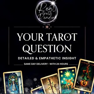 Puede incluir: Imagen promocional para lecturas de tarot. La imagen presenta el texto "Real Truth Reading" en un diseño circular, junto con "YOUR TAROT QUESTION" y "DETAILED & EMPATHETIC INSIGHT". Varias cartas de tarot se muestran en la parte inferior de la imagen.