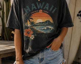 Vintage Hawaii Vacation Shirt, Retro Surf Graphic Tee, Tropical Summer Beach T-Shirt