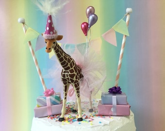 Giraffe Birthday Cake Topper: Party Animal with Balloons & Bunting