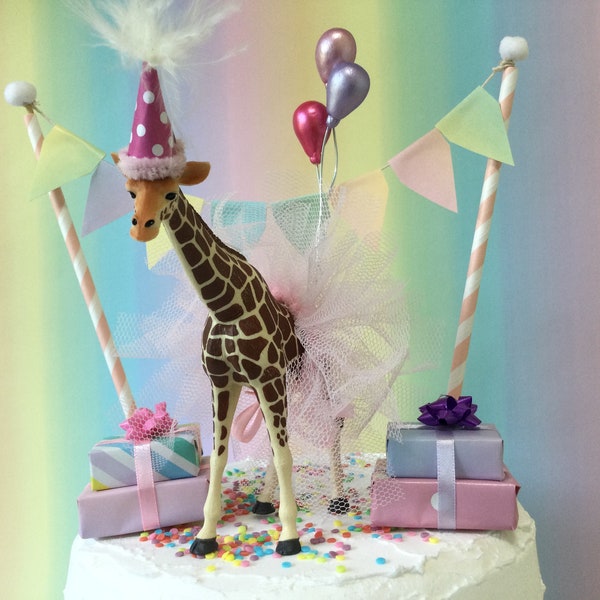 Giraffe cake topper Party Animal cake topper with balloons present stacks and bunting included.