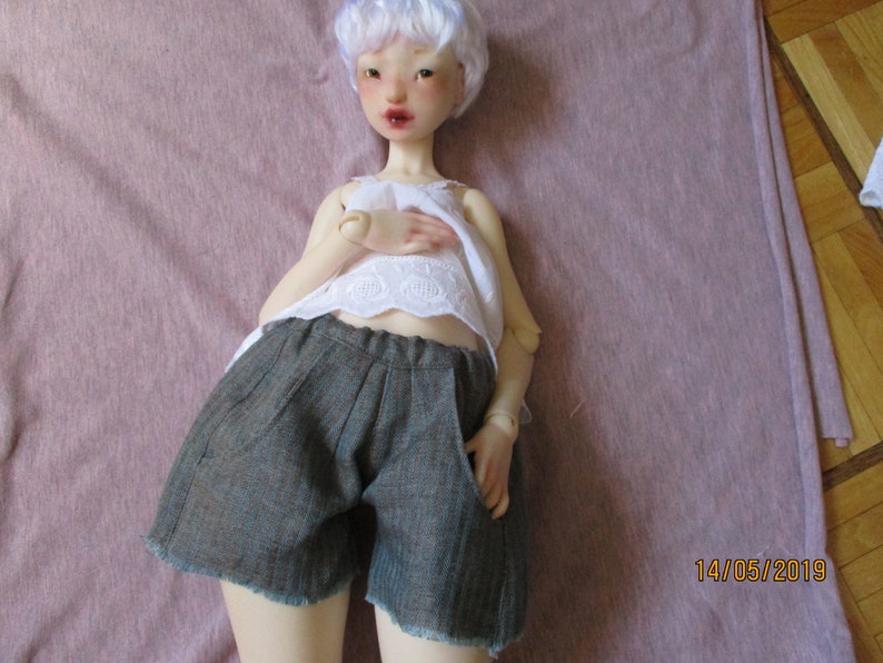Bomi, Wawa, ... Linen shorts for Dust of Dolls Doom