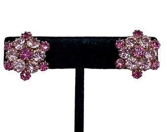 Pendientes de diamantes de imitación rosas, bicolor, engastados con garras, estilo vintage, con clip dorado.