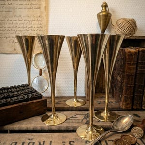 Juego de 6 copas de champán auténticas de latón vintage de Caravell Design, artículos de bar de herencia francesa poco comunes, copas doradas de estilo MCM, regalo de boda de lujo.