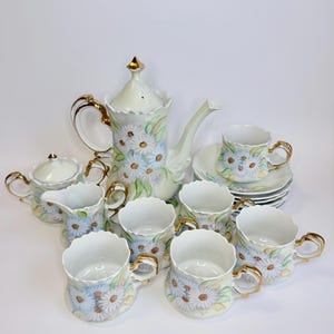 Vintage J. L. Brown Floral Gold-Gilded Porcelain Tea Set for 6