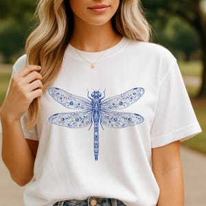 Delft Blue Dragonfly Shirt, Chinoiserie Cottagecore Comfort Colors Tee, Aesthetic Pottery Art Gift for Porcelain Lover Botanical Insect Top