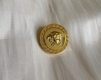 Vintage Versace Medusa Metal Button 23mm – Gold Tone