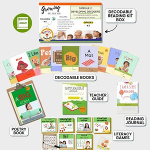 Può includere: Un kit Growing Readers Module 2 Developing Decoders per i gradi K-1, che include libri decodificabili con titoli come Red, Big e A Mat, un libro di poesie su una cartellina, una guida per l'insegnante, un diario di lettura e vari giochi didattici.