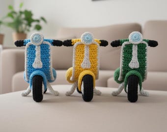 Retro Scooter Amigurumi Häkelanleitung, 11 cm Mini Vintage Motorrad Plüschtier, Detailiertes Fahrzeug-Spielzeug-Design
