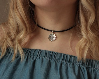 81stgeneration Girocollo in Legno Naturale | Collane Fatte a Mano con Coppia Marrone | Collana Robusta in Legno per Donna | Gioielli Boho Gotici | Collana con Scritta Tribale | Accessori da Strega