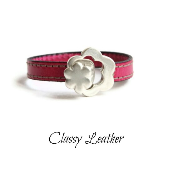 Women leather bracelet, leather bracelet, custom bracelet, handmade bracelet, Zamak leather bracelet, women gift, girlfriend gift