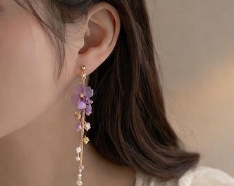 Pastelowe wiszące kolczyki z motywem kwiatów i pereł, elegancka biżuteria z motywem kwitnącej wiśni (tylko do pobrania w wersji cyfrowej)