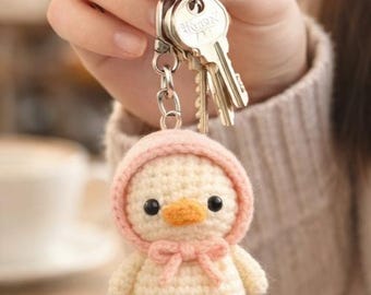 Wzór na szydełkowy brelok z kaczką, wzór amigurumi w formacie PDF, rękodzieło dla początkujących (wersja cyfrowa, nie fizyczna)
