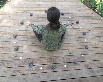 Manifestation Meditation Circle, 12 pieces of Fulgurite (lightening glass), the strongest Manifestation stone.