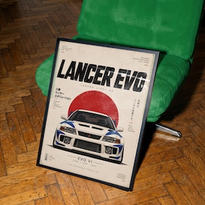 Könnte beinhalten: Ein gerahmtes Poster mit einer Illustration eines weißen Mitsubishi Lancer Evo VI unter einem großen roten Kreis. Der Text lautet LANCER EVO, LEGEND LIVES ON und enthält japanische Schriftzeichen, technische Daten und Modelldetails.