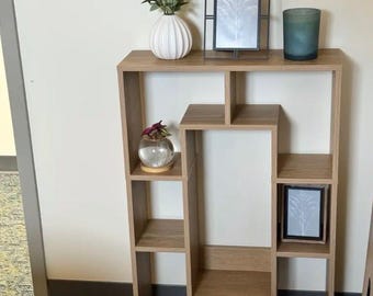 Geometric Wood Bookshelf, 7 Cube Freestanding Bookcase, Modern Open Storage Shelf, Wooden Display Rack for Living Room Office Study Decor