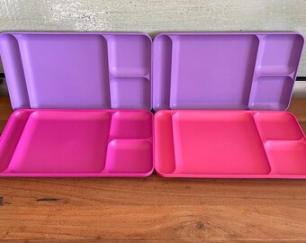 Bandejas de comida Tupperware vintage, rosa y malva. Tupperware vintage - Bandeja de comida Tupperware vintage con compartimentos