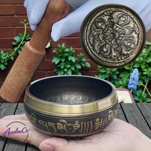 Handgemaakte Tibetaans koperen klankschaal – meditatie, yoga, klankhealing (8 – 12,5 cm)