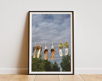 Póster de zapatos colgados, impresión fotográfica, decoración de pared para baño, impresiones fotográficas, póster de moda, decoración del hogar, impresión vintage, póster de verano