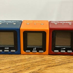 Vintage Radica Cube World Set – Handy, Scoop, Slugger Electronic Toy (2005)
